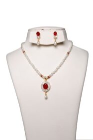 Traditional Pearl Set in Semi Precious Pendant Image
