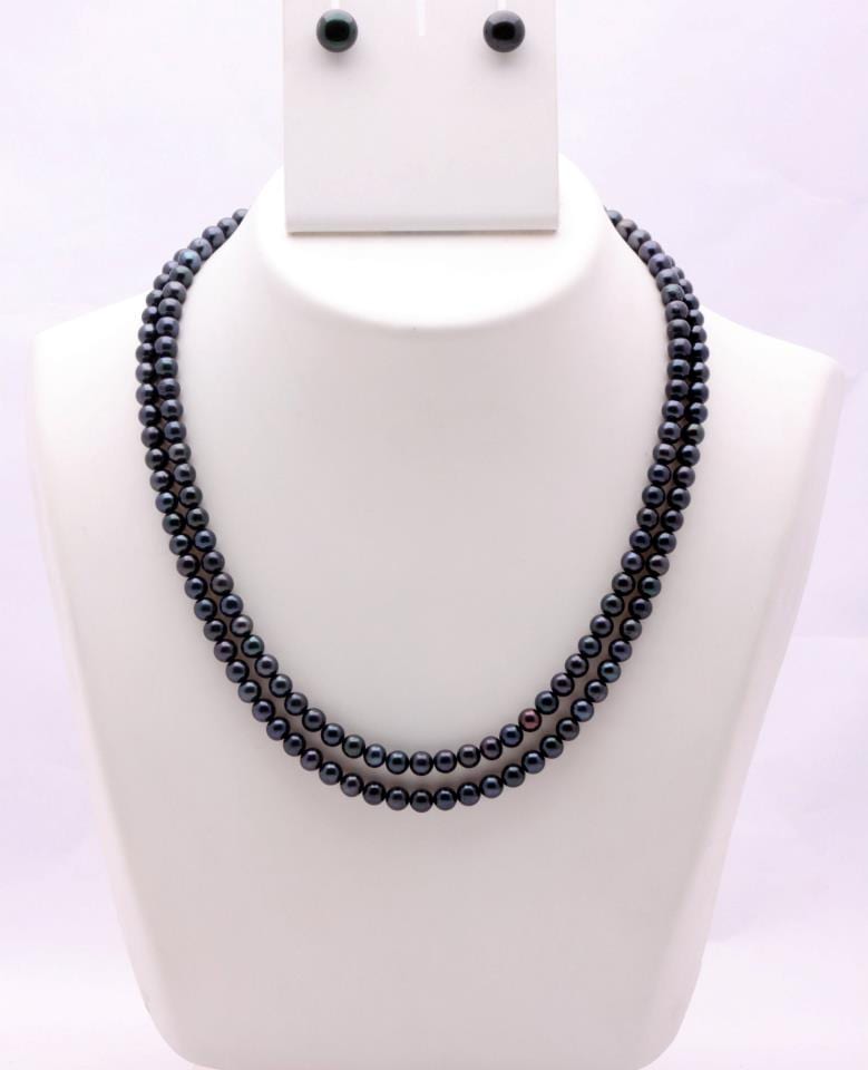 Black Pearls Necklace Set in 6 mm size 