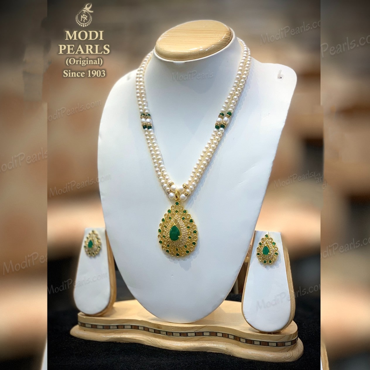 Uncut Diamond Pendant latest jewelry designs - Jewellery Designs | Pearl  necklace designs, Gold pendant jewelry, Pearl jewelry design