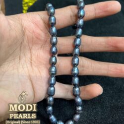 Simple Oval Black Pearl Necklace