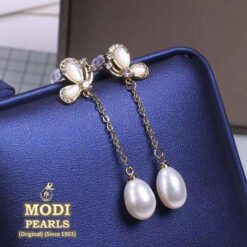 pearl hangings