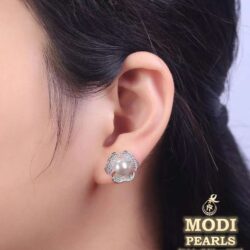 Intricate Flower Pearl Earrings (White)