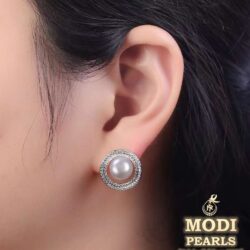 Ethnic Moon Style Pearl Earrings