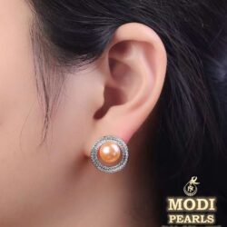 Ethnic Moon Style Pearl Earrings (Peach)