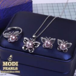 Pearl pendant design